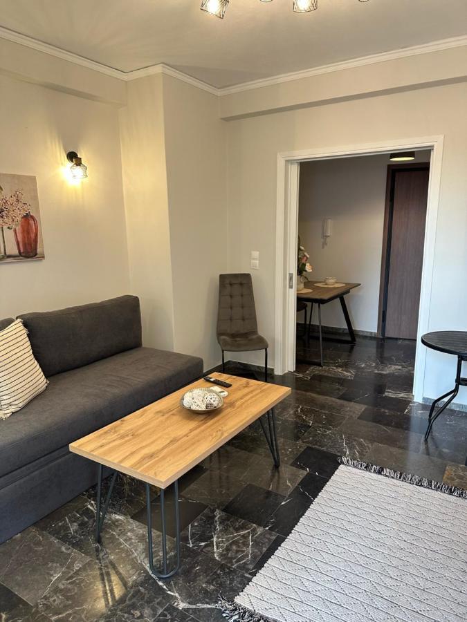 Central Piraeus 2 Екстер'єр фото